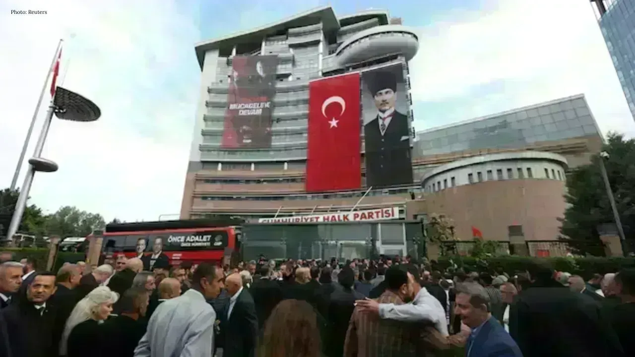 Turkey's CHP Prepares for Upcoming Party Congress Amid Leadership Turmoil