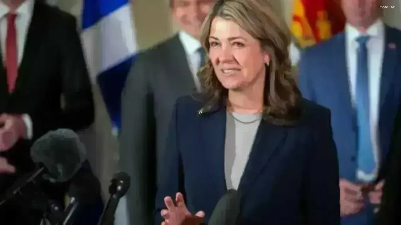 Danielle Smith Diverges from UCP President on Alberta's Separatist Sentiments