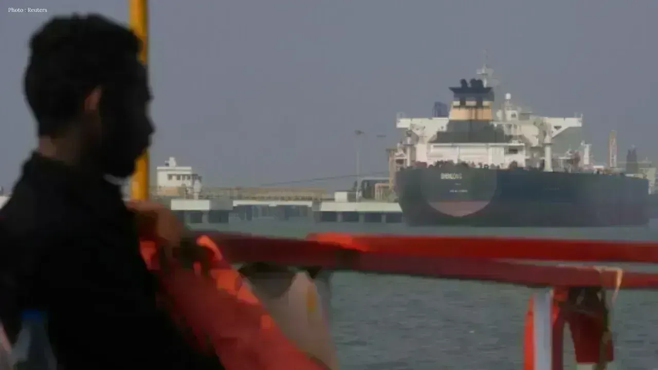 New US Sanctions on Iranian Oil Tankers Despite Ceasefire Progress