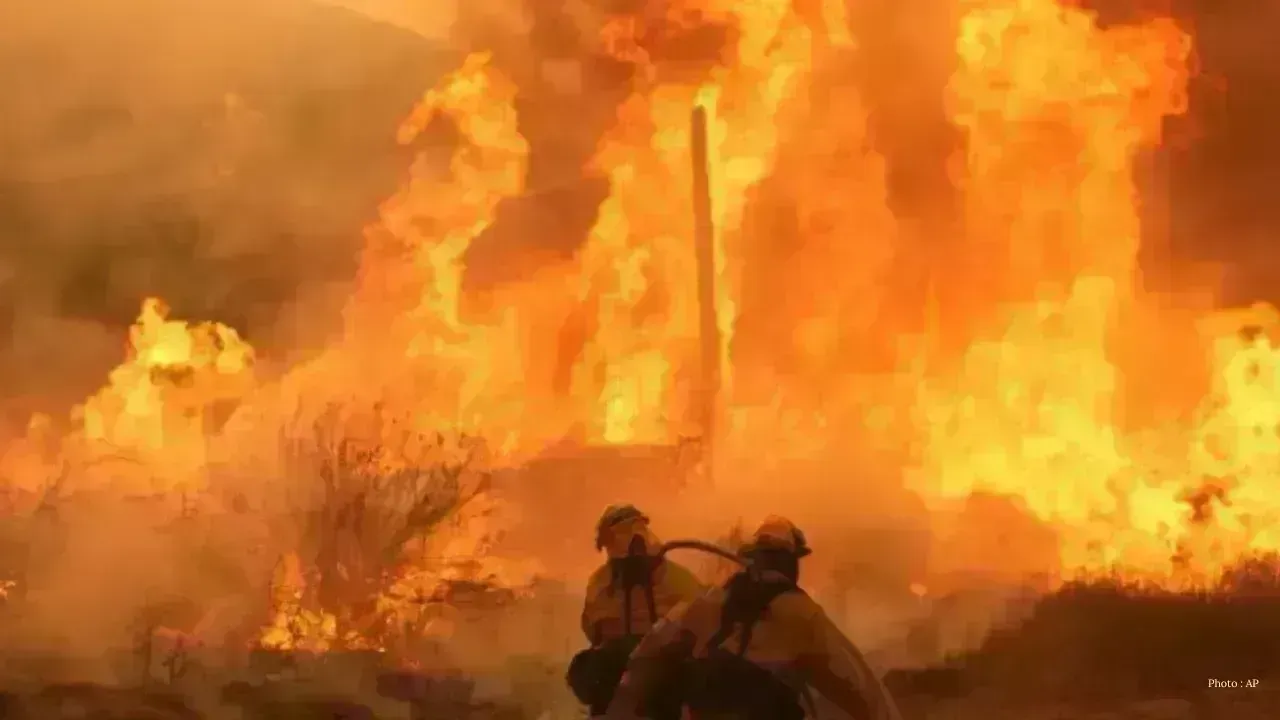 Severe Wildfire Threat Looms Over British Columbia in 2026