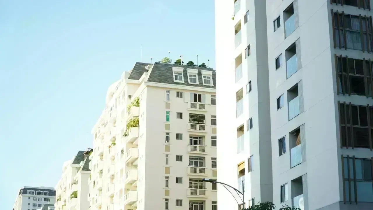 Tragic Fall: Young Boy Loses Life from 13th Floor of Apartment Building