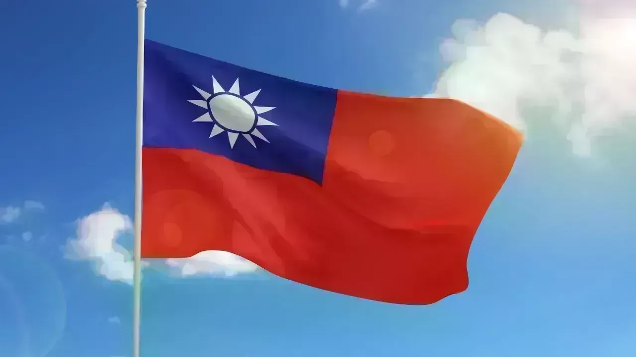 China Steps Up Maritime Patrols Amid Japan-Philippines Talks