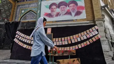 Iran’s Leaders Assess Potential US Deal with Caution