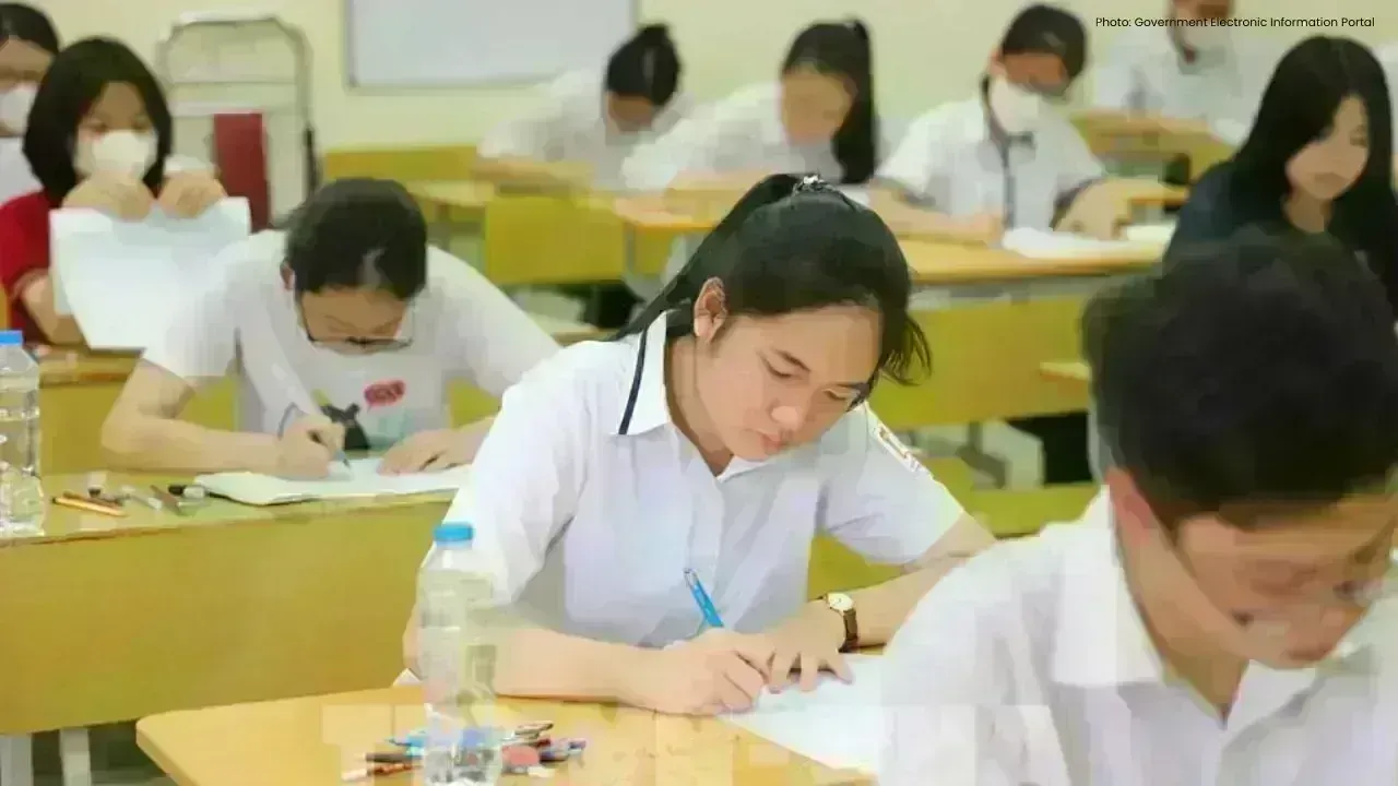 Vietnam Prepares for the 2026 Graduation Examination Amid Challenges