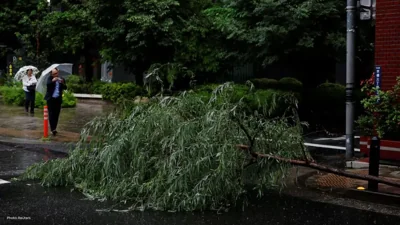 Jangmi Storm Strikes Japan, Leaving Thousands Without Power