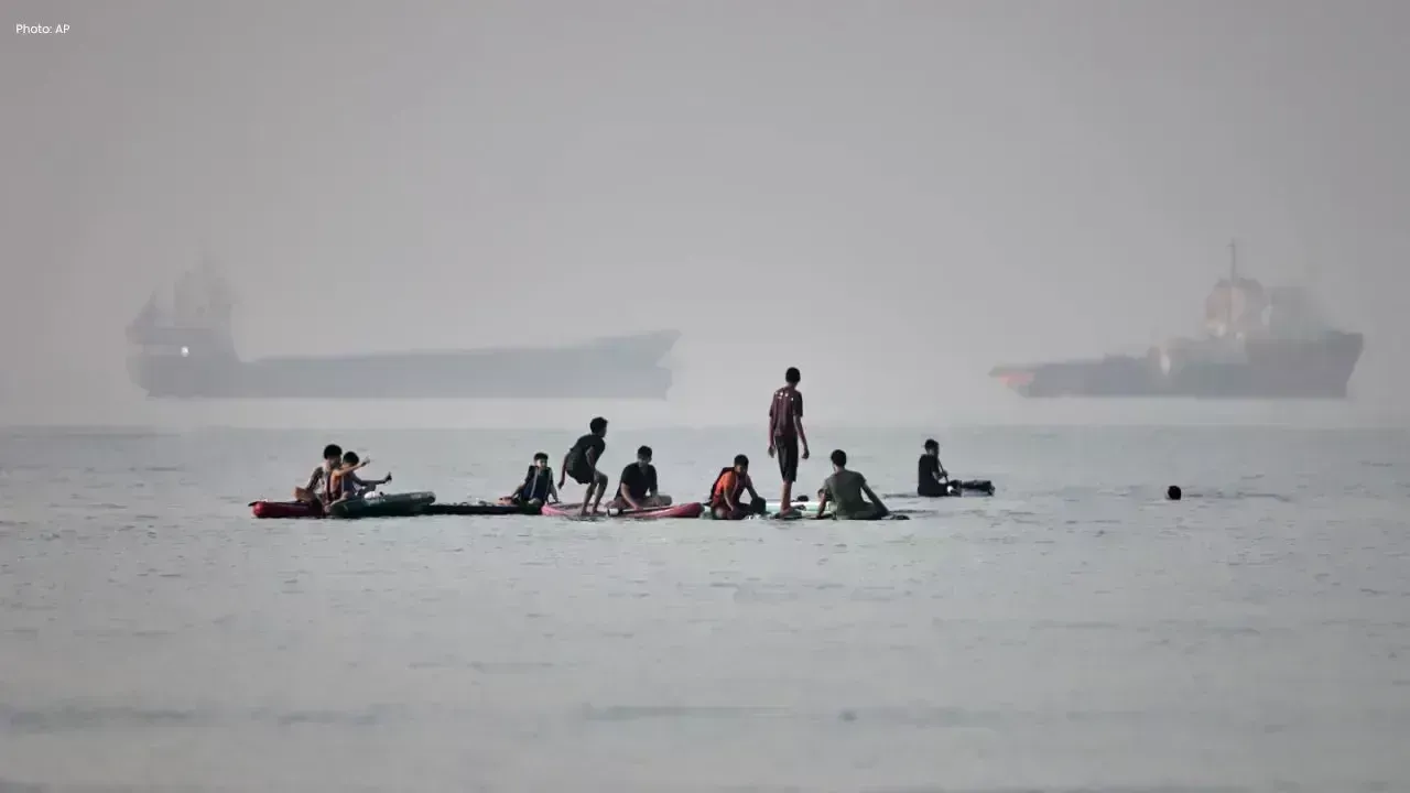 Missile Launches Heighten Gulf Tensions as Bahrain Activates Sirens