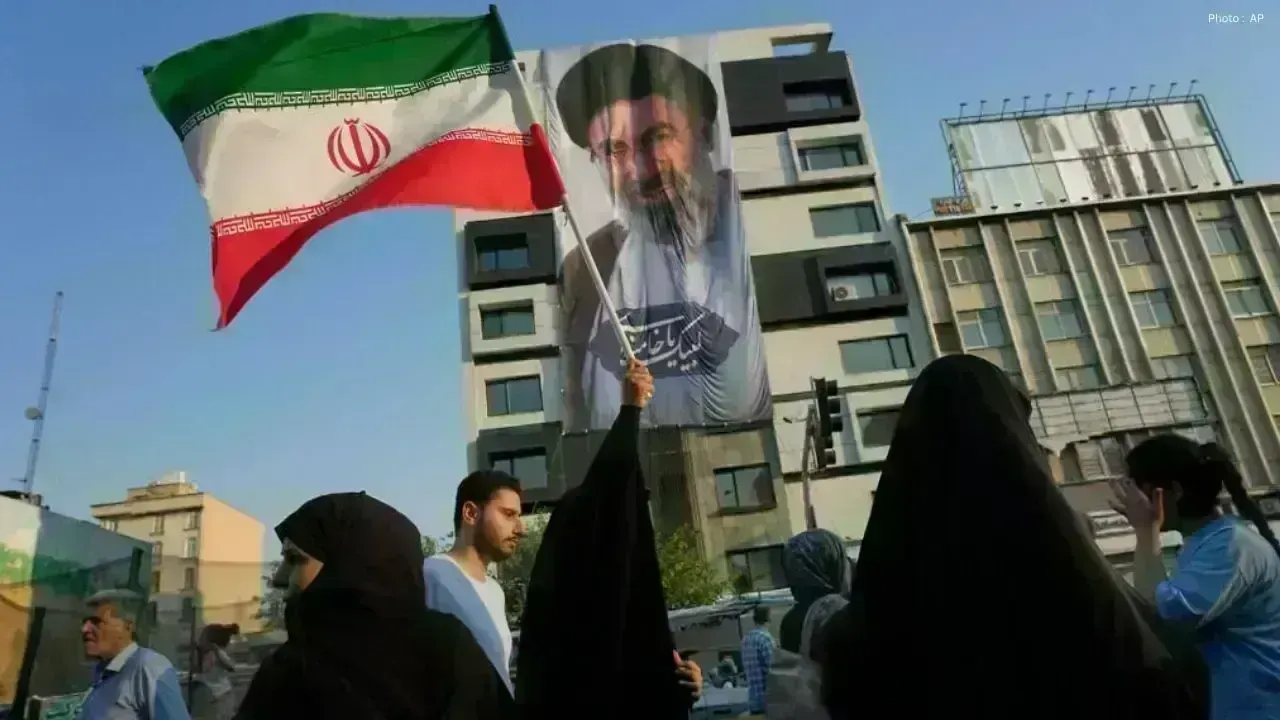 Iran Missile Attack on Kuwait and Bahrain Raises Fears of Wider Gulf Conflict
