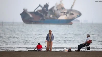 US Strikes on Iranian Coastal Sites Signal New Escalation in Gulf Tensions