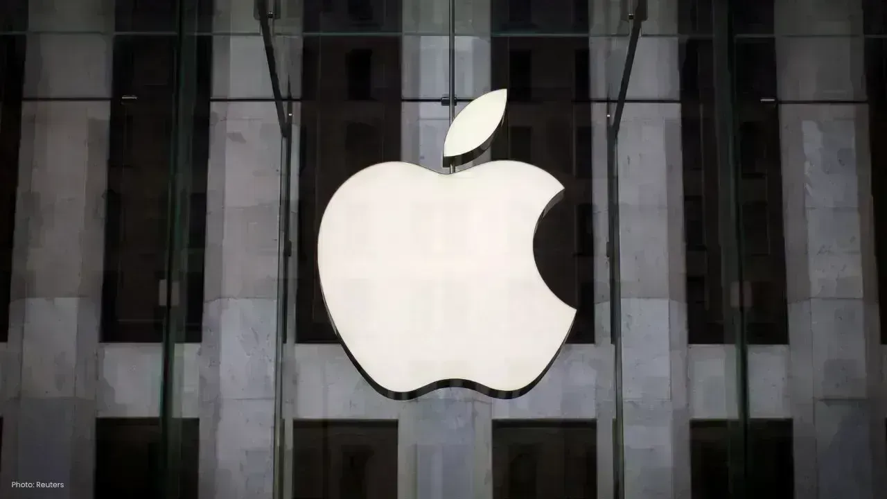 Apple Introduces Enhanced Siri AI Featuring Chat and Screen Awareness