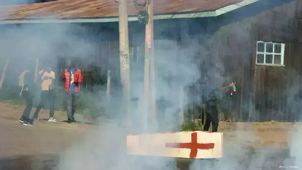 Kenya Police Use Tear Gas as Protests Erupt Over US Ebola Facility Plan