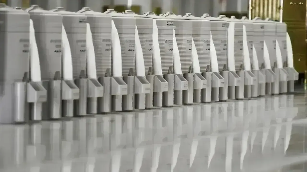 235 Tons of Zamzam Water Provided Every Day at the Prophet’s Mosque